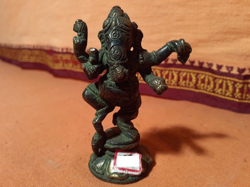 Ganesch ganesh tanzt hindu - ganesh,