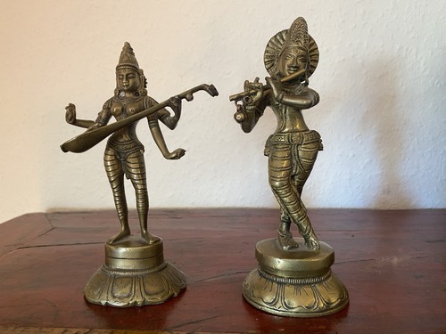 Bronzefiguren saraswati und - saraswati,