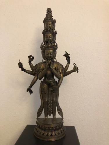 Große bronze avalokiteshvara - große,