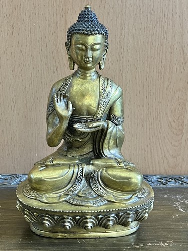 Elegante buddha statue aus - buddha-statue,