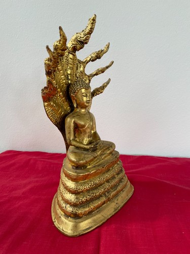 Schöne naga buddha figur - schöne, naga-buddha