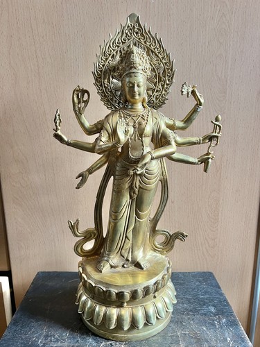 Buddha guanyin 8 armige - buddha, 8-armige